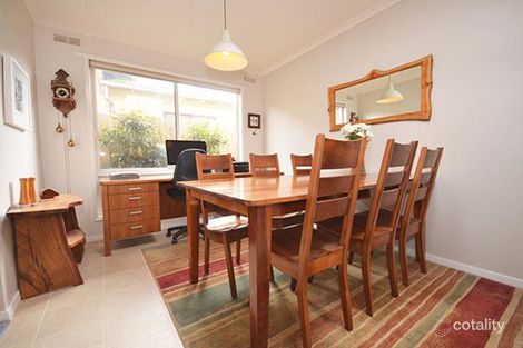 Property photo of 16 Queen Victoria Street Newington VIC 3350