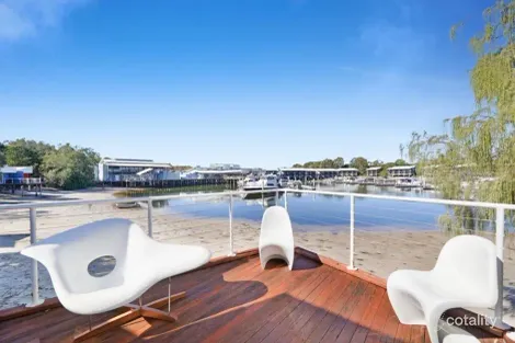 5 Casuarina Ct, South Stradbroke, QLD 4216