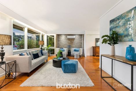 Property photo of 11 Southern Drive Dingley Village VIC 3172