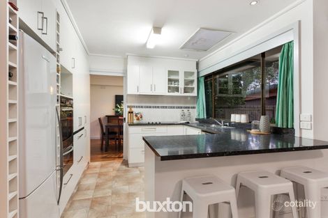 Property photo of 11 Southern Drive Dingley Village VIC 3172