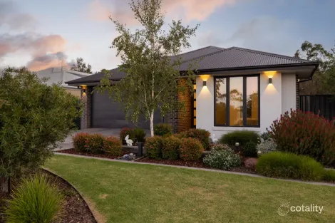 Property photo of 18 Firetail Grove Cowes VIC 3922