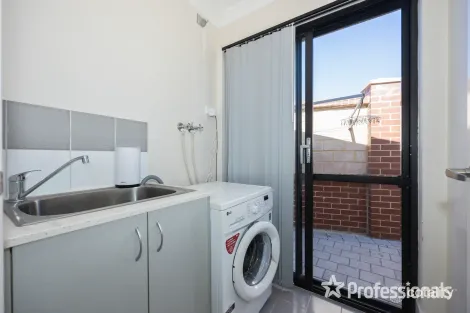 Property photo of 28 Skeit Road Darch WA 6065