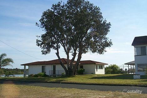 Property photo of 2/2 Claude Street Yamba NSW 2464