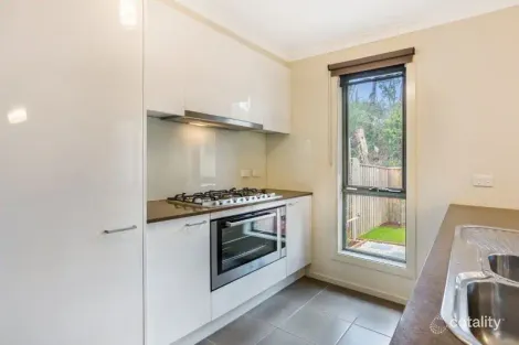 Property photo of 69 Spriggs Drive Croydon VIC 3136