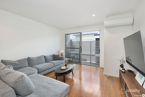 Property photo of 2/19 Kennington Road Camp Hill QLD 4152