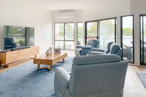 Property photo of 15/5 Crag Road Batehaven NSW 2536