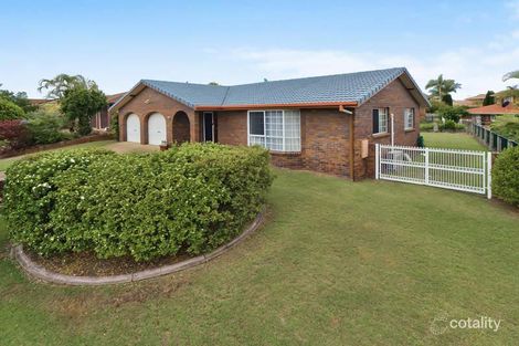 82 Cadogan St, Carindale, QLD 4152