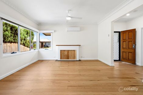Property photo of 4 Maple Crescent Bell Park VIC 3215