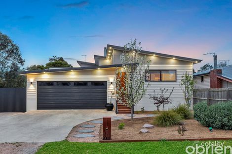 3 BANKS ST, WARNEET, VIC 3980