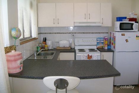 Property photo of 3/2-4 Boatta Road Lindisfarne TAS 7015