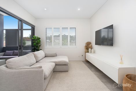 210/180 South Creek Rd, Wheeler Heights, NSW 2097