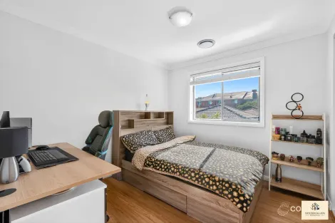 Property photo of 27 Lansdown Crescent Casey ACT 2913
