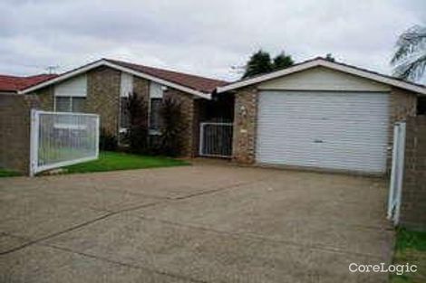 Property photo of 11 Lorenzo Crescent Rosemeadow NSW 2560