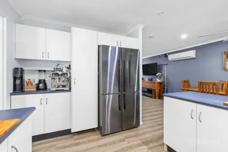 Property photo of 8 Moody Street Emerald QLD 4720