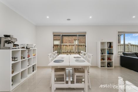 Property photo of 45 Dingo Street Point Cook VIC 3030