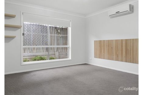 Property photo of 2/52B Llewellyn Street Centenary Heights QLD 4350