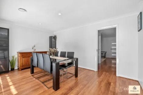 Property photo of 27 Lansdown Crescent Casey ACT 2913