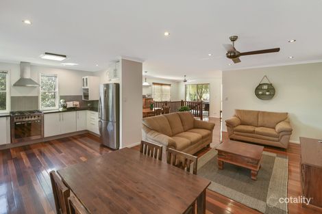 Property photo of 14 Hamilton Close Mooloolah Valley QLD 4553