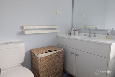 Property photo of 36 Hollingsworth Crescent Callala Bay NSW 2540