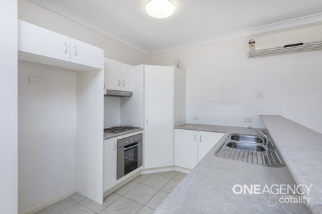 Property photo of 32 Gippsland Circuit Forest Lake QLD 4078