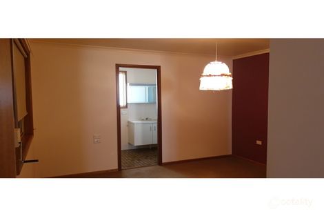 Property photo of 11 Anna Court Roxby Downs SA 5725