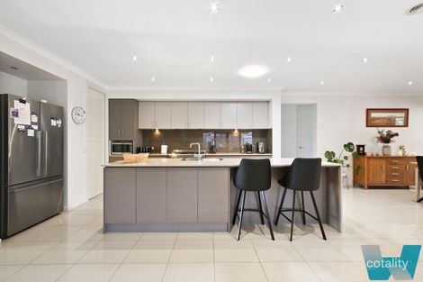 Property photo of 28 Eastern View Drive Eastwood VIC 3875
