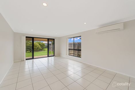 Property photo of 28 Pencarrow Crescent Raceview QLD 4305
