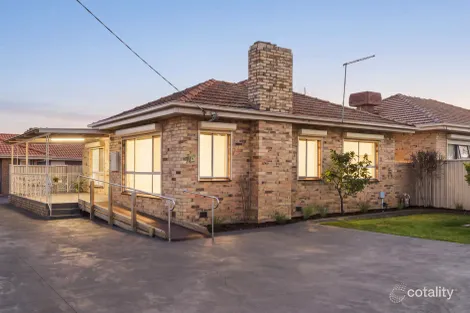 1/71 EAST ST, HADFIELD, VIC 3046