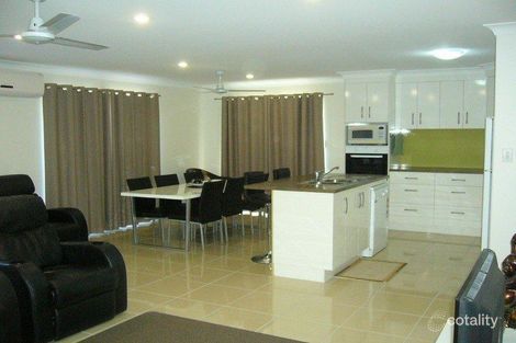 Property photo of 39 Tamarind Avenue Norman Gardens QLD 4701