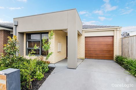 Property photo of 21 Queensberry Street Cranbourne West VIC 3977