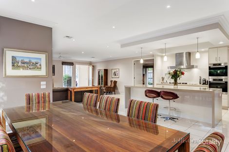 Property photo of 31 The Highway Mount Waverley VIC 3149