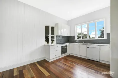Property photo of 17 O'Quinn Street Harristown QLD 4350