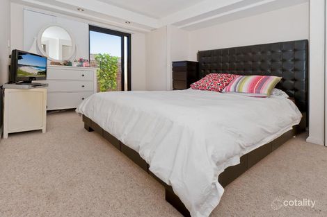 Property photo of 11/30-32 Kings Cross Road Potts Point NSW 2011