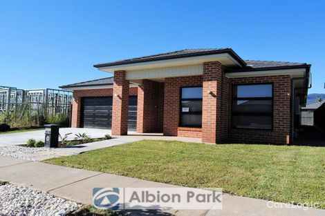 Property photo of 16 Meander Drive Calderwood NSW 2527
