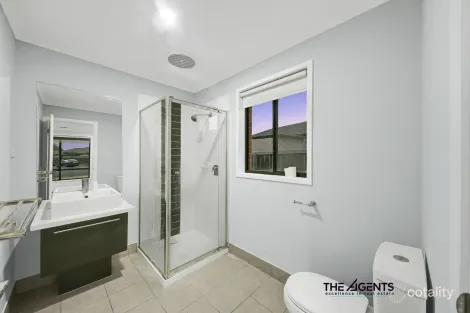 Property photo of 11 Riley Terrace Tarneit VIC 3029