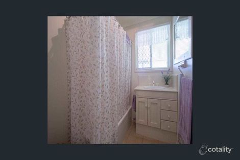 Property photo of 31 Railway Terrace Crows Nest QLD 4355