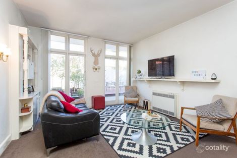 Property photo of 1/68 Mathoura Road Toorak VIC 3142
