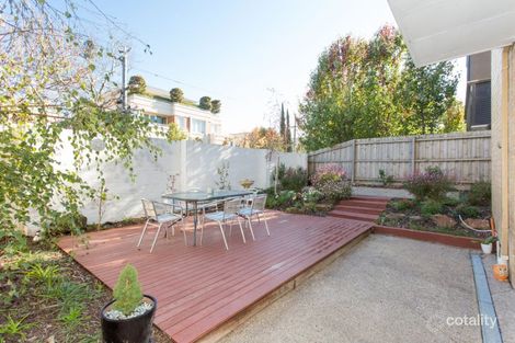 Property photo of 1/68 Mathoura Road Toorak VIC 3142