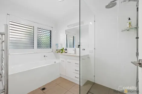 Property photo of 42 Edward Avenue Pottsville NSW 2489