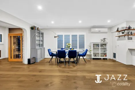 Property photo of 83 Kingsford Drive Point Cook VIC 3030