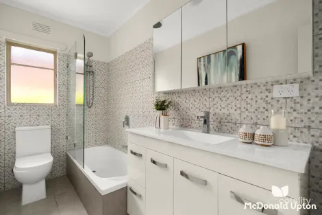 Property photo of 12 St James Street Moonee Ponds VIC 3039