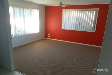 32 Bounty Cct, Eli Waters, QLD 4655