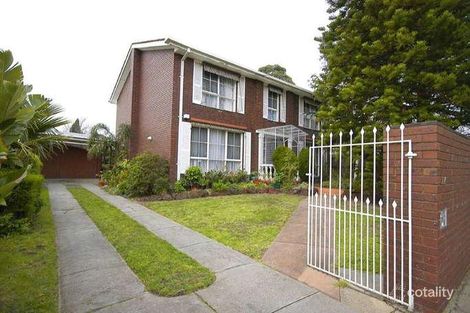 114 Brandon Park Dr, Wheelers Hill, VIC 3150