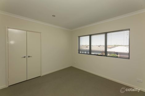 Property photo of 4/66A Comrie Road Canning Vale WA 6155