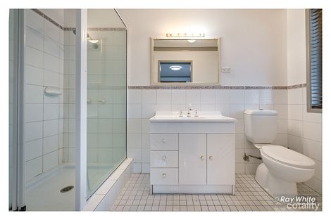 Property photo of 75 Kingfisher Parade Norman Gardens QLD 4701