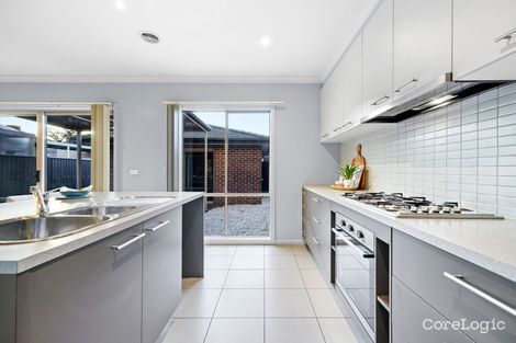 Property photo of 24 Hidden Grove Boulevard Keysborough VIC 3173