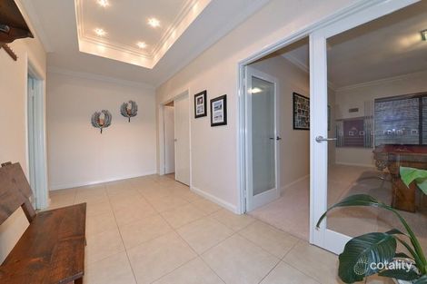 Property photo of 52 Crosthwait Circle Tapping WA 6065