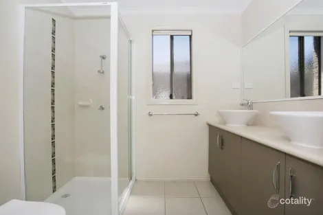Property photo of 14 Golf Links Road Berwick VIC 3806