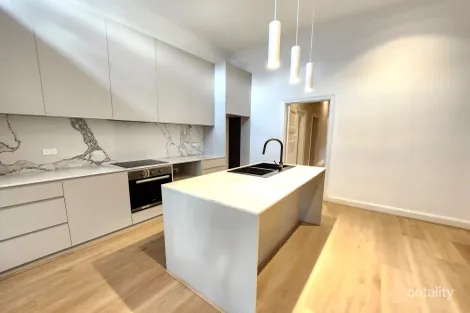 Property photo of 378 New Street Brighton VIC 3186