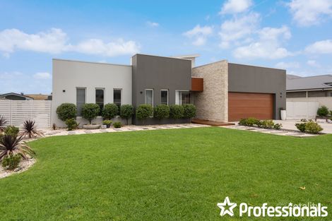 Property photo of 72 Emerald Drive Kelso NSW 2795